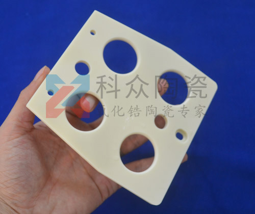 氧化鋁陶瓷隔熱板