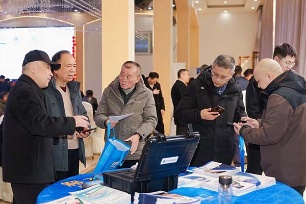 為嘉賓介紹我司優質產品